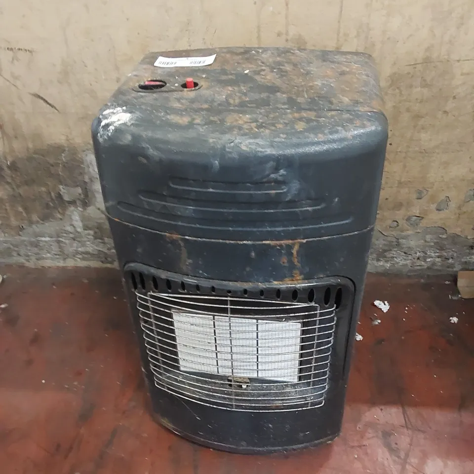 PORTABLE GAS HEATER 
