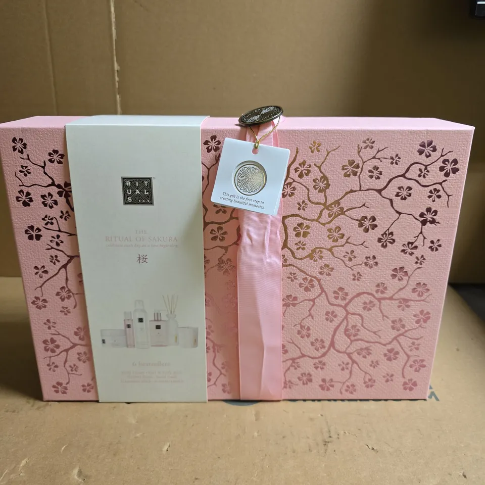 THE RITUAL OF SAKURA GIFT SET – PINK BOX WITH CHERRY BLOSSOM DESIGN