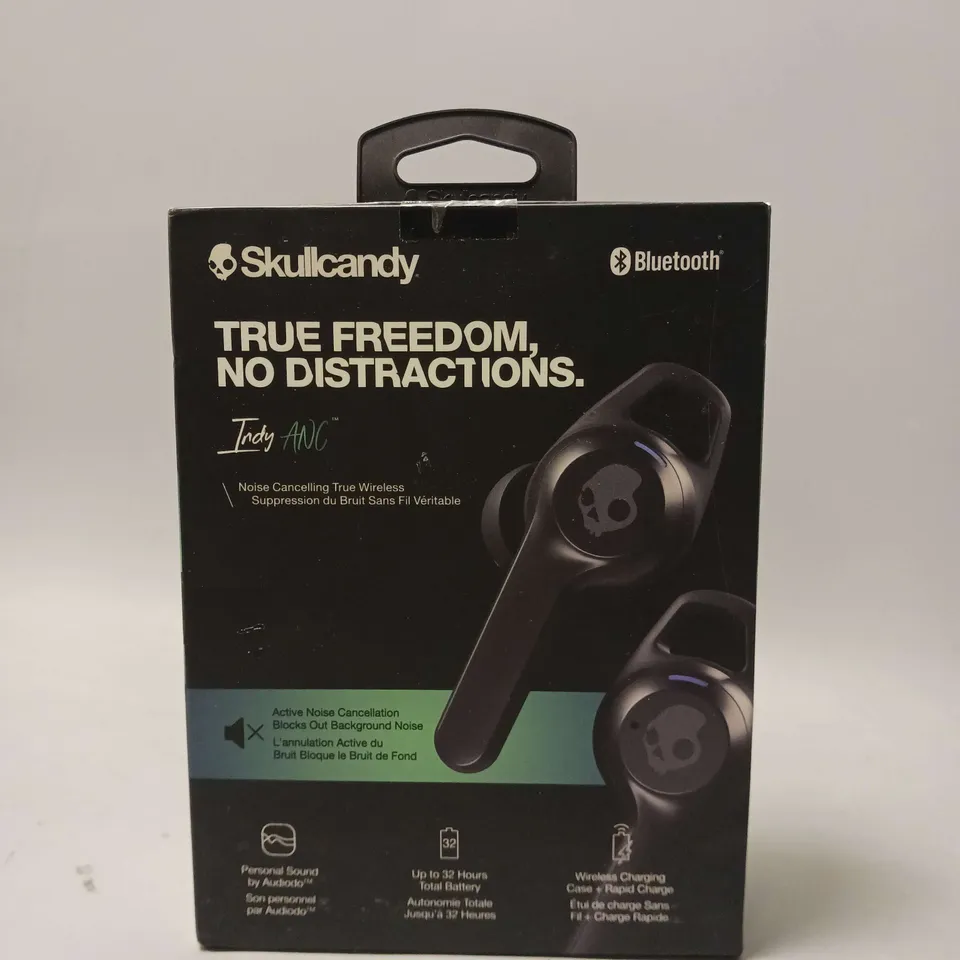 SET OF 3 SKULLCANDY BLUETOOTH EARPHONES