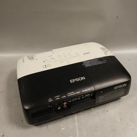 EPSON EB-X62 PROJECTOR