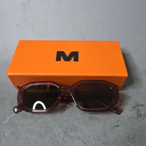BOXED MELLER CLEAR PINK SUNGLASSES 