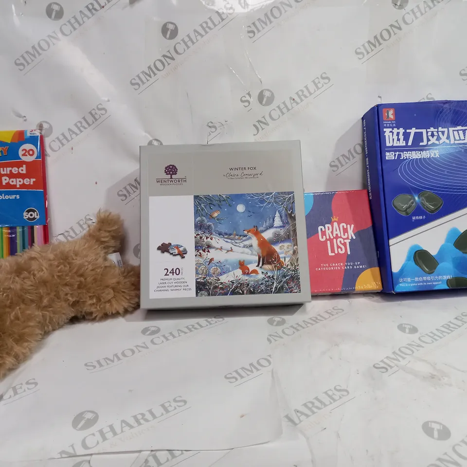 BOX OF APPROX 25 ASSORTED TOYS TO INCLUDE - WENTWORTH WINTER FOX JIGSAW - SUKI PLUSHIE DOG - CRAFTY COLOURED TISSUE PAPER ECT