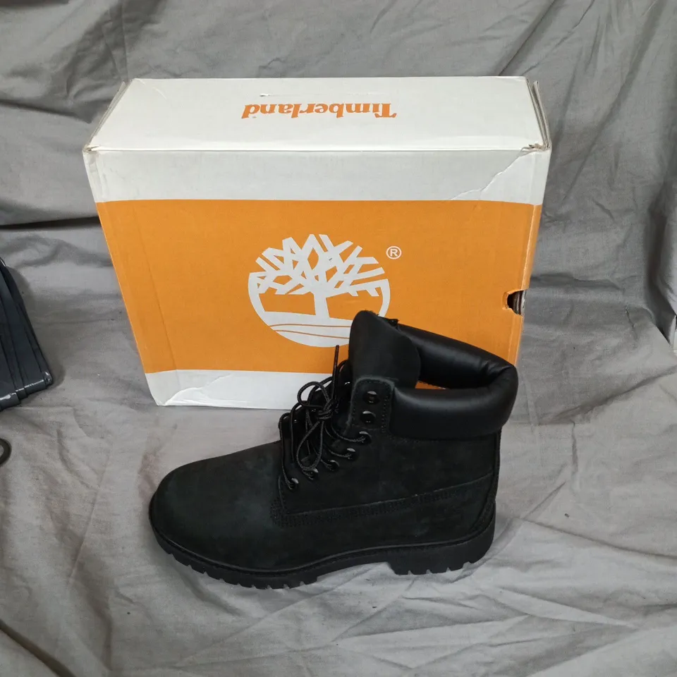 TIMBERLAND BLACK NUBUCK BOOTS, MEN'S FOOTWEAR - UK 7.5 