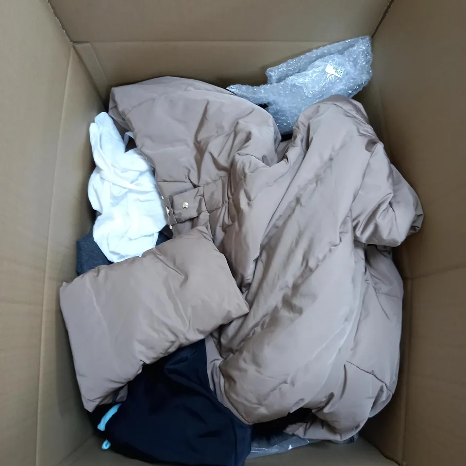 LARGE BOX OF ASSORTED CLOTHING ITEMS IN VARIOUS COLOURS AND SIZES INCLUDING TROUSERS , TOPS AND JUMPERS 