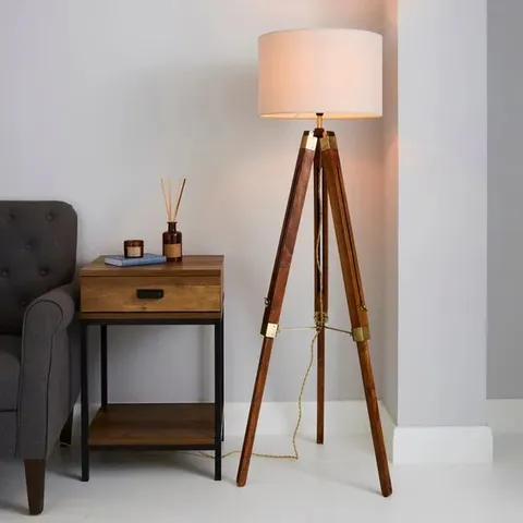 BOXED TRIO TRIPOD FLOOR LAMP - NATURAL