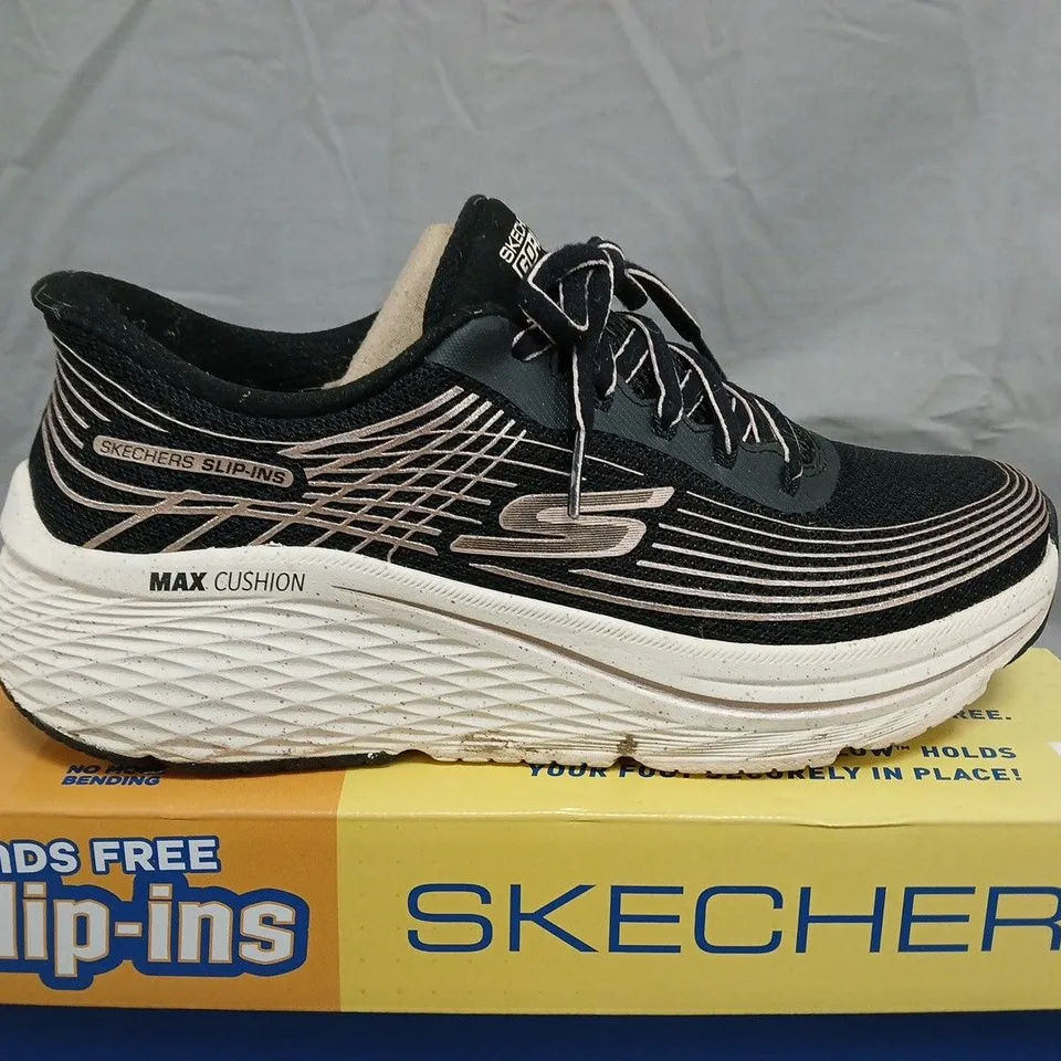 SKECHERS SLIP-INS BLACK MEMORY FOAM TRAINERS - UK SIZE 5