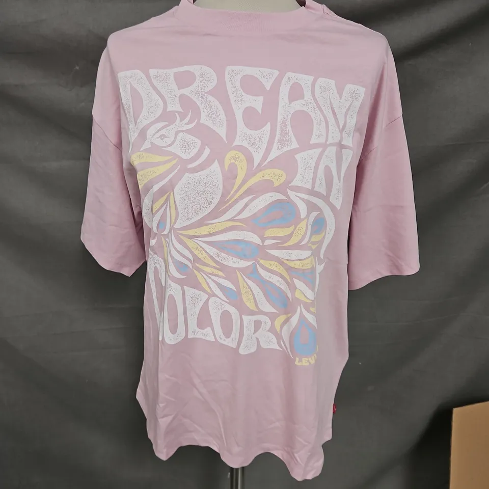 LEVI'S DREAM COLOUR OVERSIZED GRAPHIC T-SHIRT IN PINK SIZE S