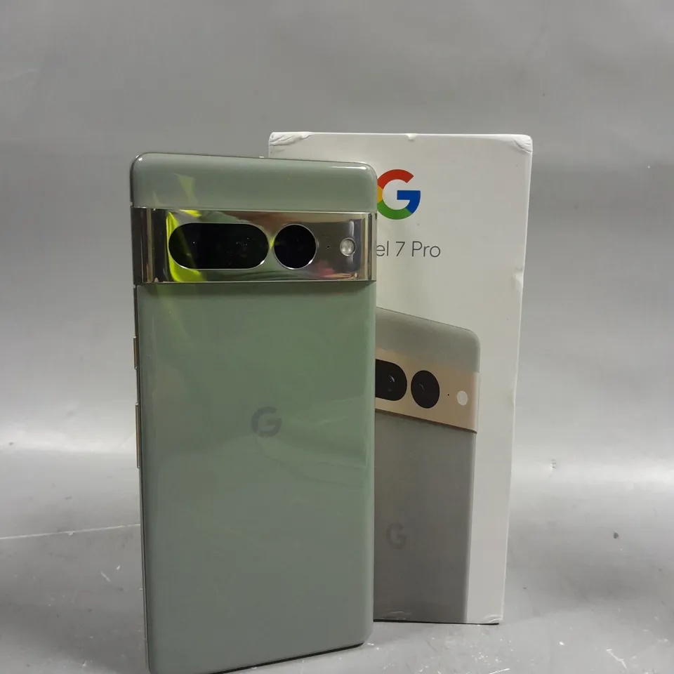 BOXED GOOGLE PIXEL 7 PRO SMARTPHONE