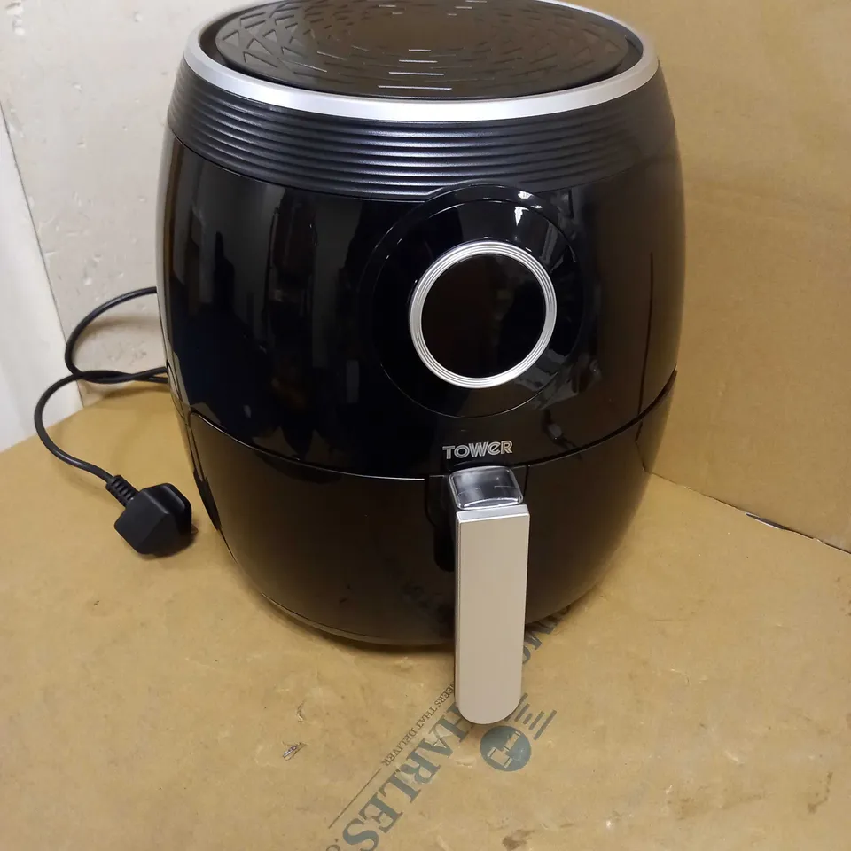 TOWER T17057BLK DIGITAL AIR FRYER OVEN