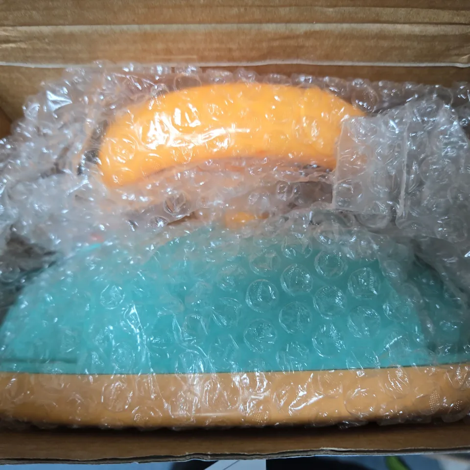 BOXED SPEED RACING CAR RACING ADVENTURE SET