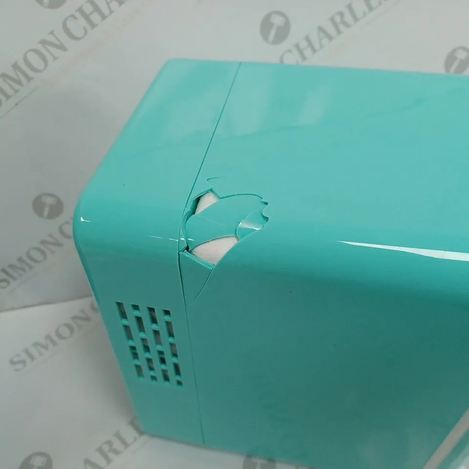 BOXED SO CHILL MINI FRIDGE IN TEAL RRP £44.99