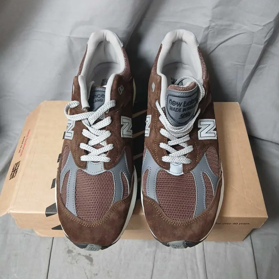 NEW BALANCE TRAINERS - BROWN/GRAY SUEDE MESH, UK 11.5 (US 12)