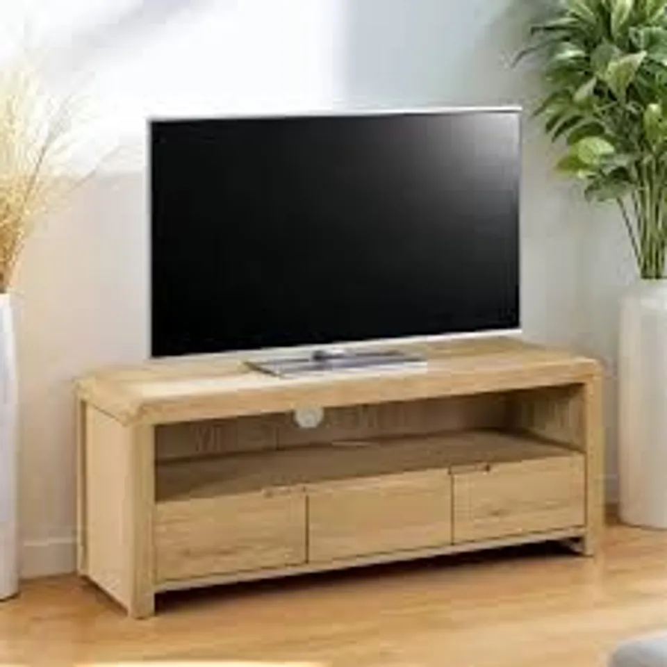 BOXED JULIAN BOWEN CURVE OAK TV UNIT (1 BOX)