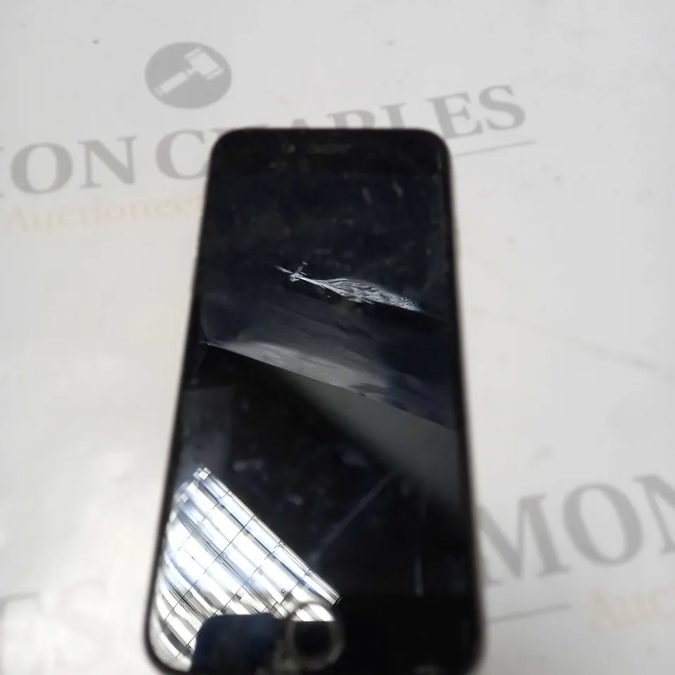 APPLE IPHONE GREY MODEL A1549