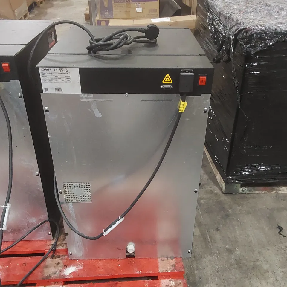 AZKOYEN VITRO COMMERCIAL COFFEE MACHINE