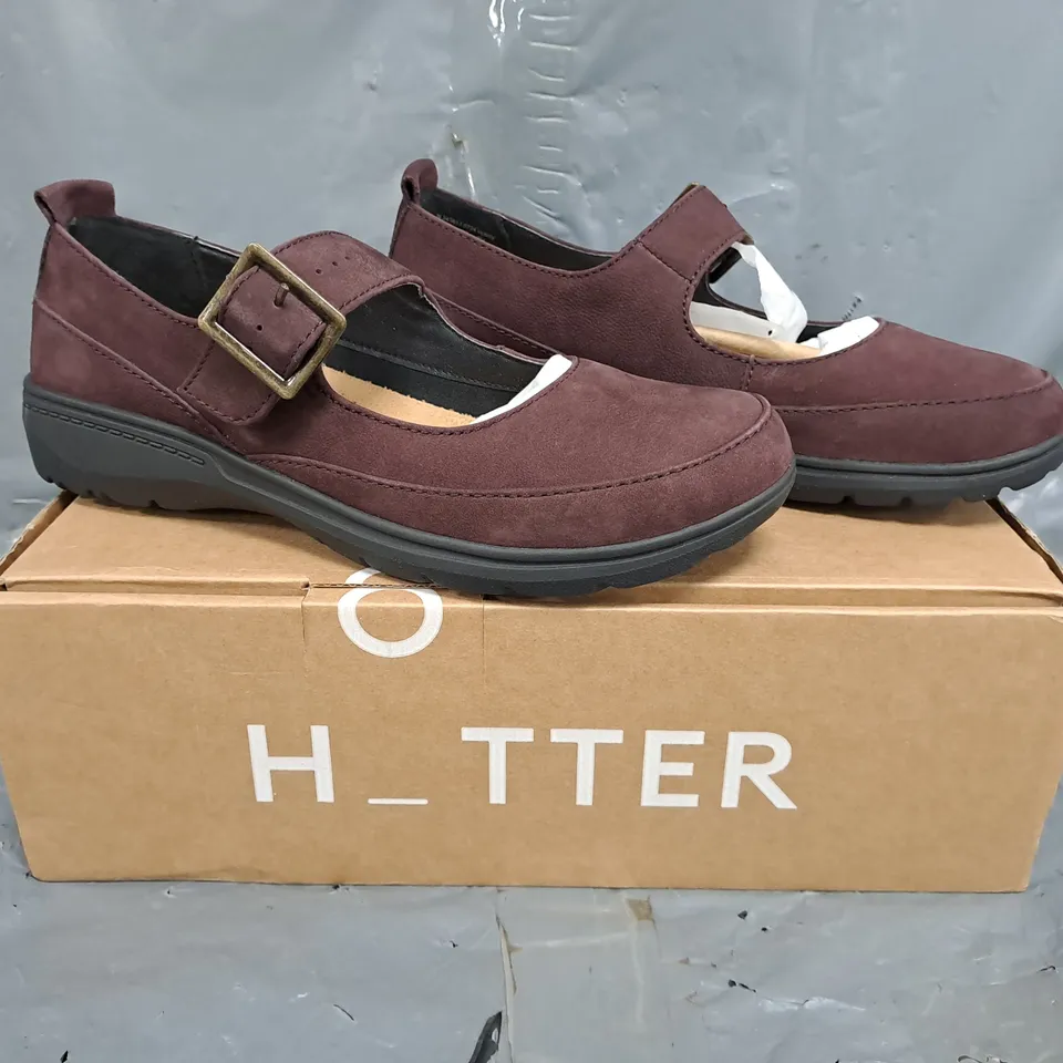 BOXED PAIR OF HOTTER SHOES IN WINE SIZE UK 4