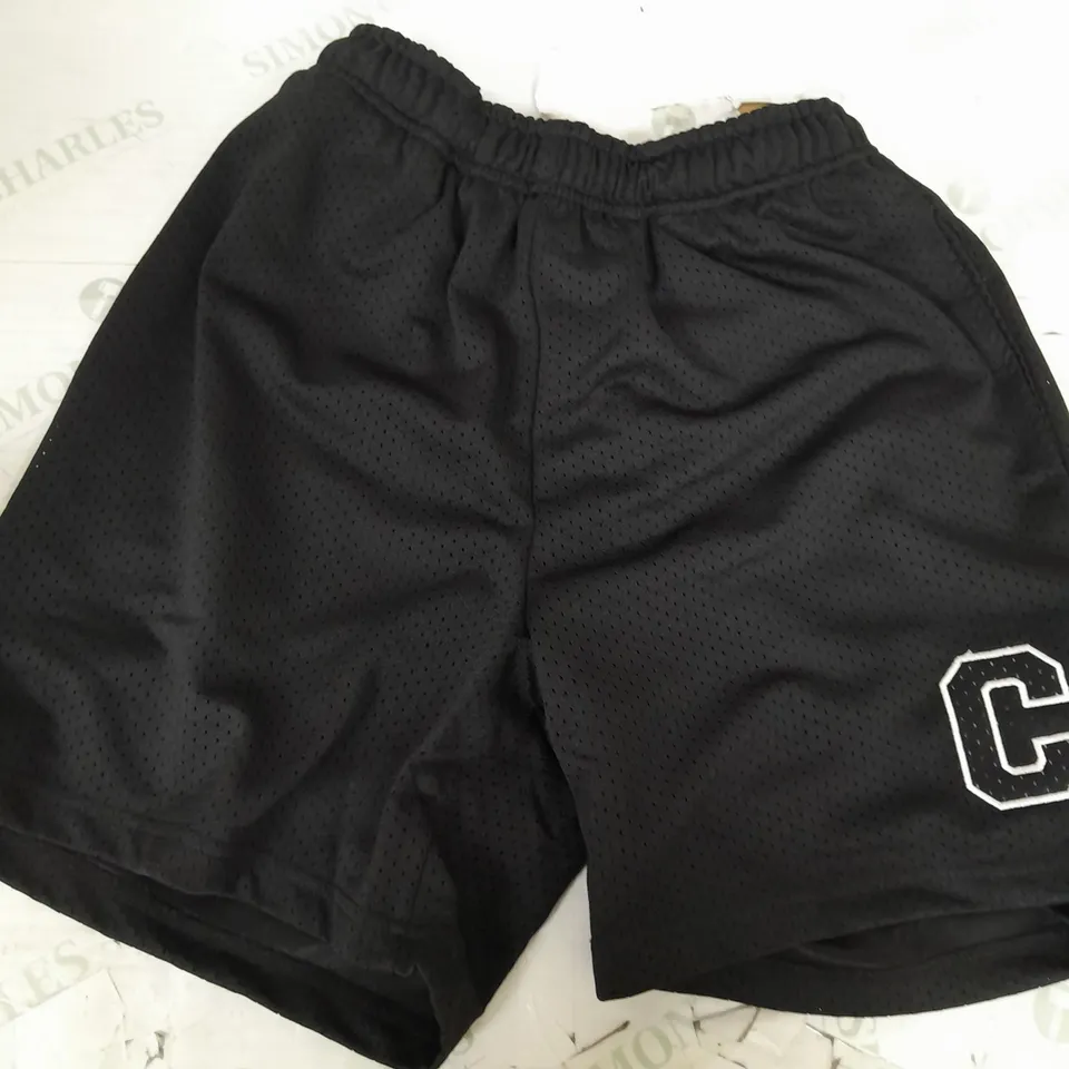 CERNUCCI BLACK SHORTS - SIZE MEDIUM