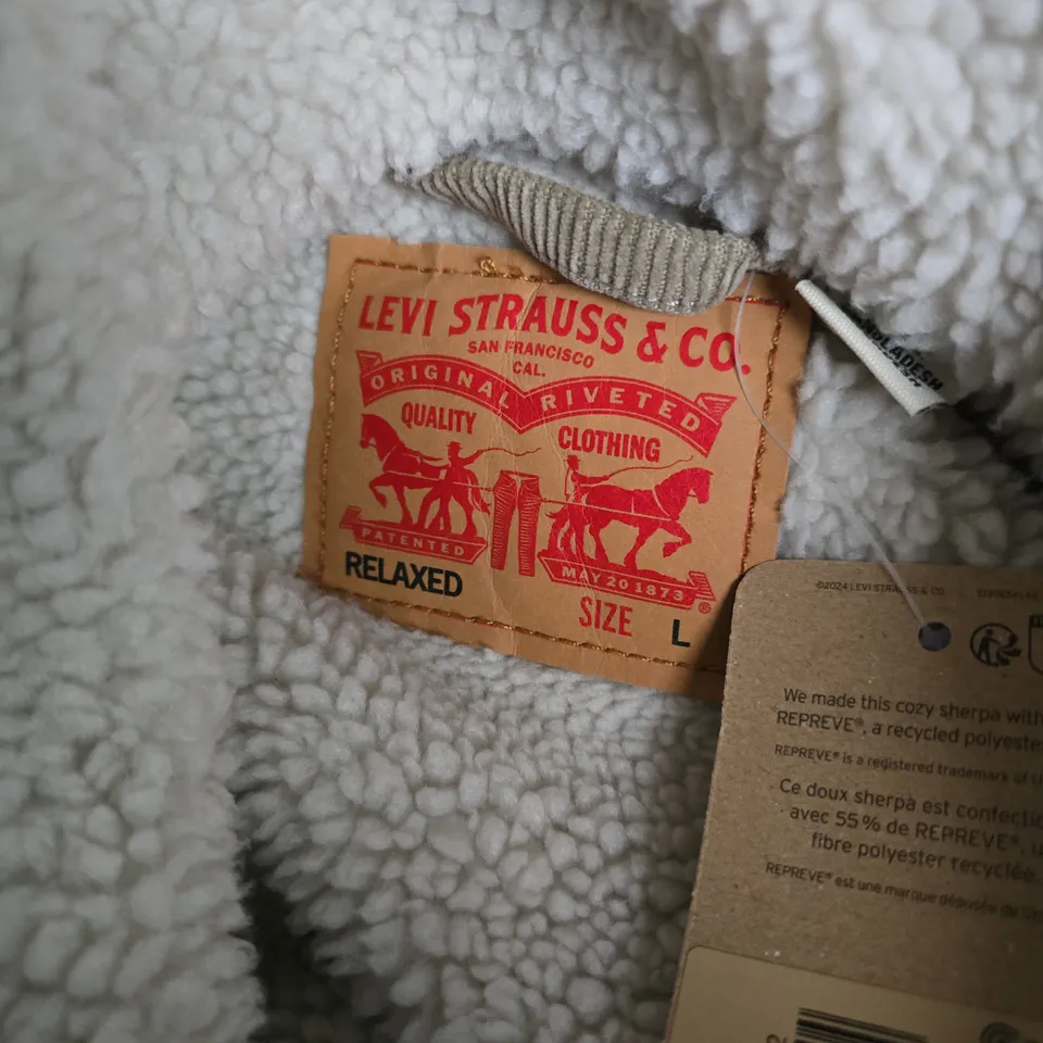 LEVI'S SHERPA-LINED CORDUROY JACKET – DARK SAND – SIZE L