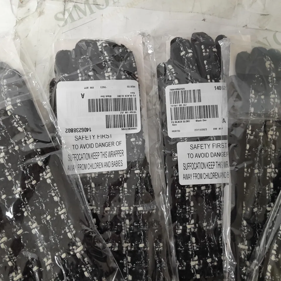 5 PAIRS OF BLACK AND SILVER GLOVES 