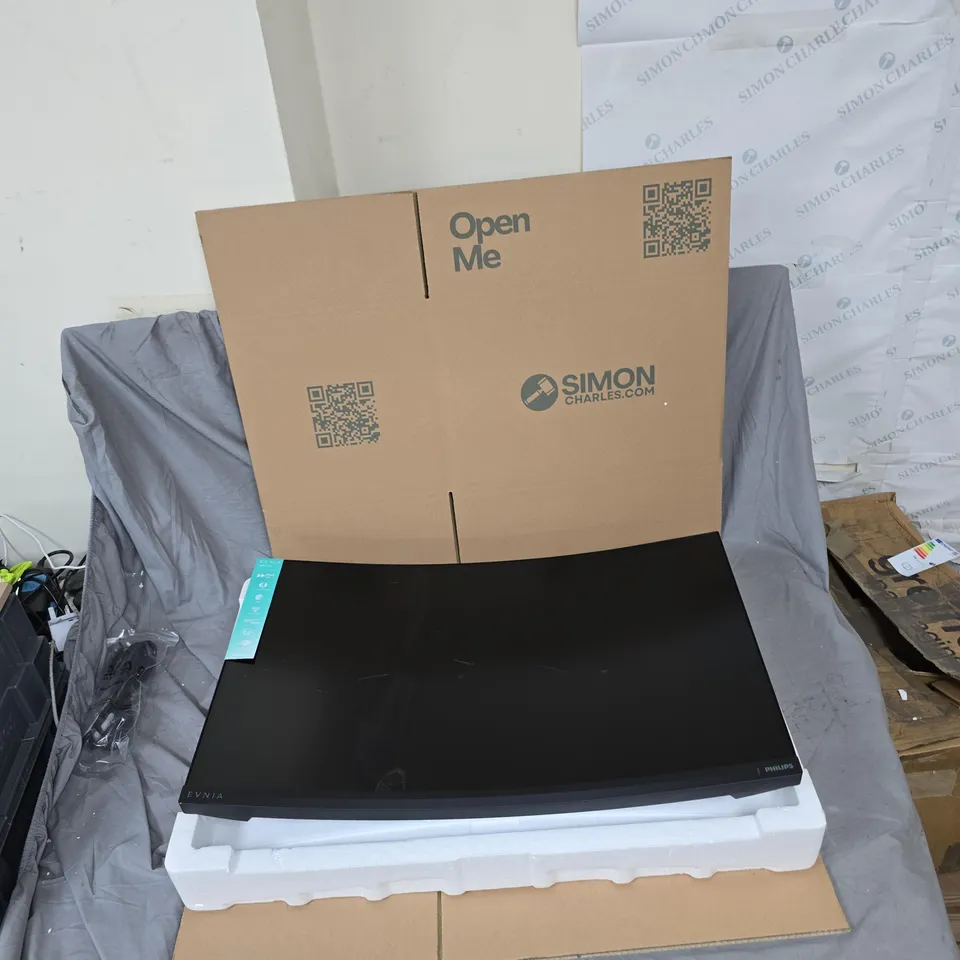 PHILIPS EVNJA LCD MONITOR 31.5"