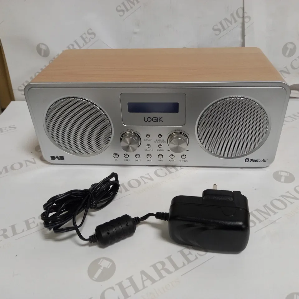 LOGIK L75DAB20 PORTABLE DAB+/FM BLUETOOTH RADIO