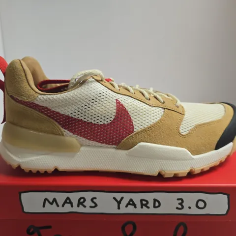 BOXED PAIR OF NIKE MARS YARD 3.0 SNEAKERS – UK SIZE 8
