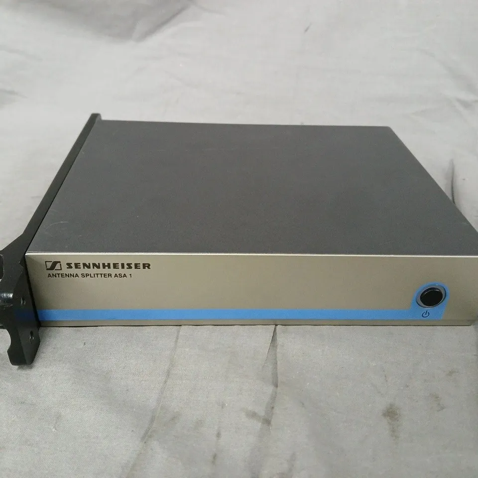 SENNHEISER ANTENNA SPLITTER ASA 1 – RF DISTRIBUTION UNIT