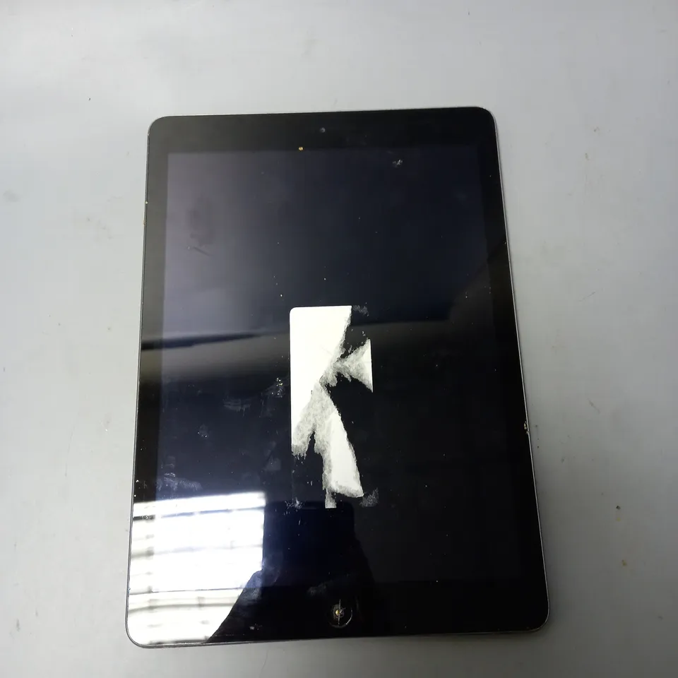 APPLE A1474 IPAD AIR 