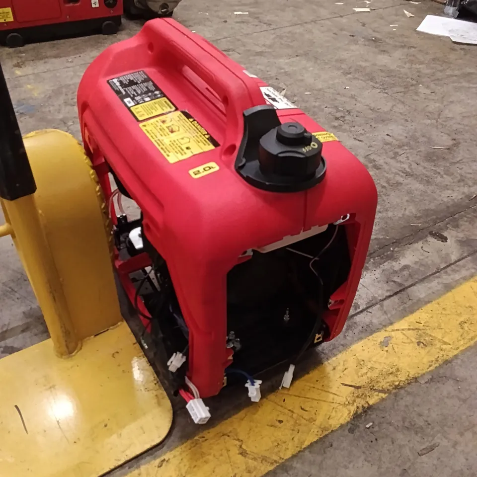 CLARKE IG1100 1050W PETROL INVERTER GENERATOR