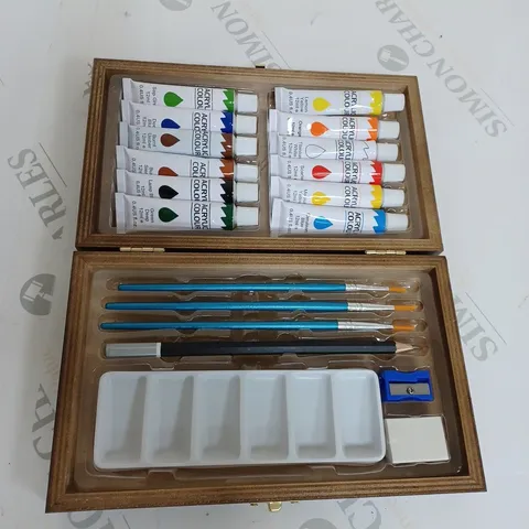 TYPO ARTISTS ACRYLIC GIFT SET