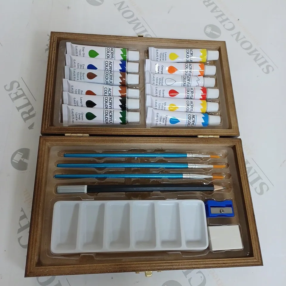 TYPO ARTISTS ACRYLIC GIFT SET 