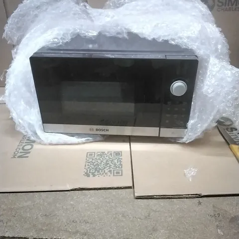 BOSCH FFL023MS2B SERIES 2 SOLO MICROWAVE OVEN IN ST/STEEL 20L 800W