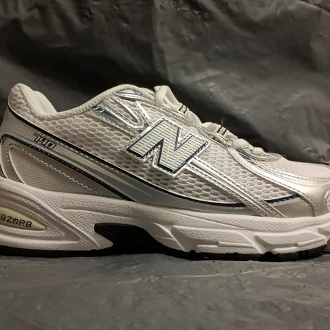 PAIR OF NEW BALANCE 740 TRAINERS IN WHITE/SILVER/NAVY SIZE UK 3.5