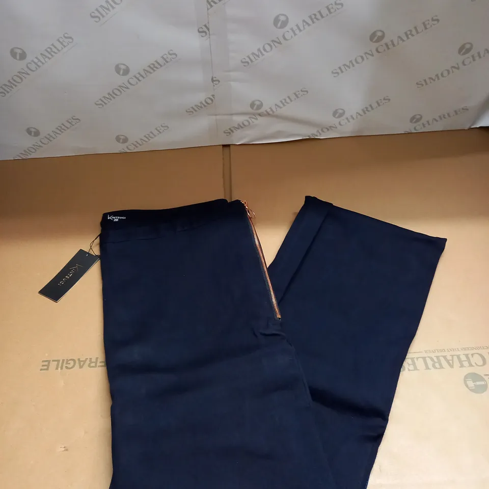 KINTSUGI WOMENS DENIM JEANS WITH ROSE GOLD SIDE ZIPS AND HIDDEN CALF LEVEL POCKETS SIZE 20