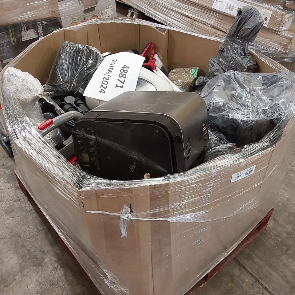 PALLET OF APPROXIMATELY 24 ASSORTED ITEMS TO INCLUDE: 
