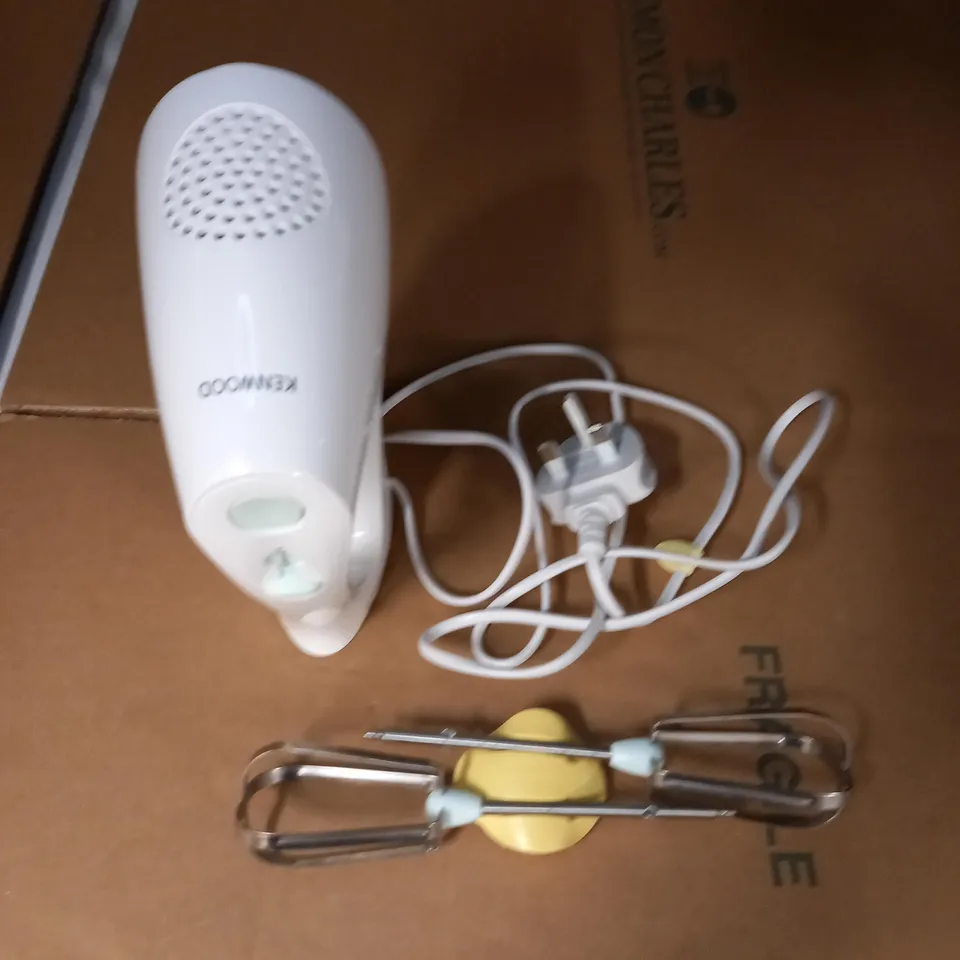 KENWOOD HAND MIXER HM22O SERIES