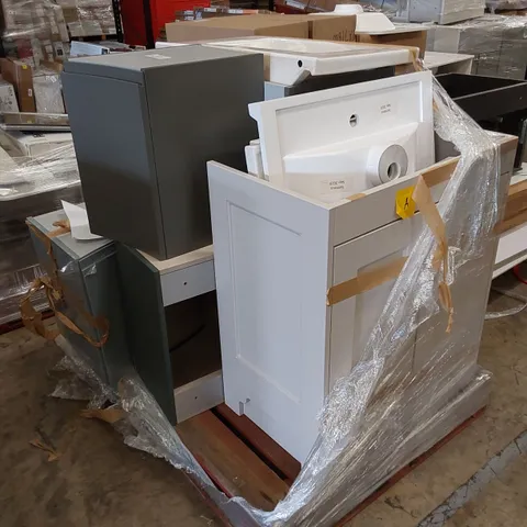PALLET OF ASSORTED BATHROOM VANITY UNITS AND SINK BASINS