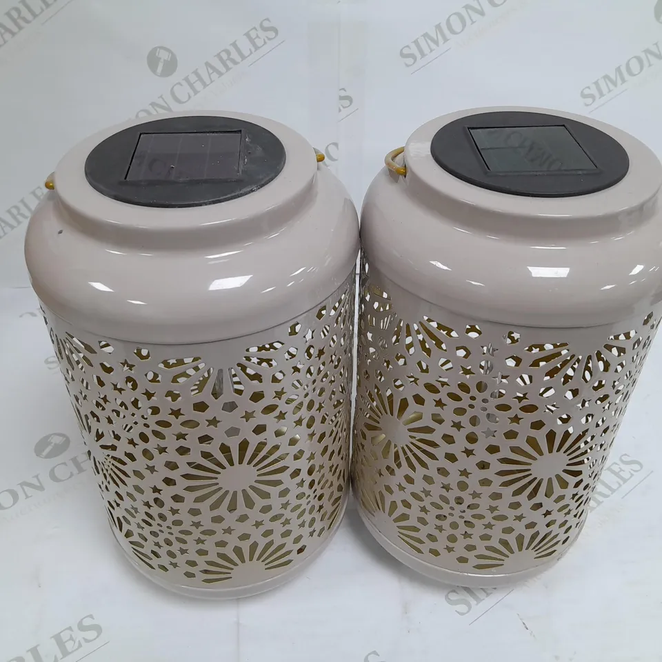  GARDEN REFLECTIONS SET OF 2 PATTERNED SOLAR LANTERNS