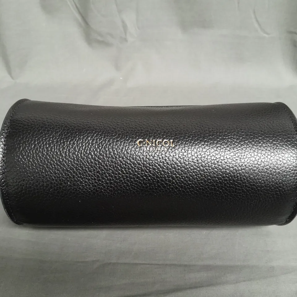 C.NICOLE BLACK ROUND BAG WITH STRAP
