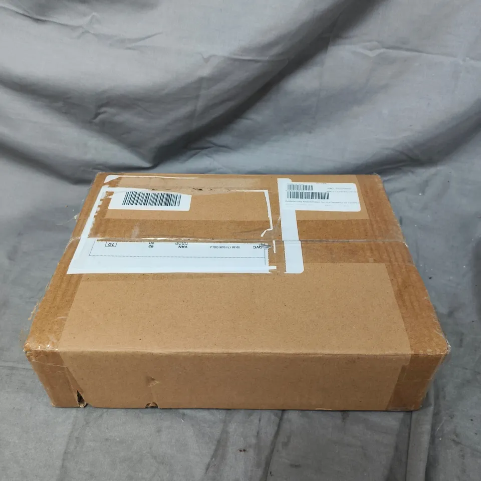 BUNDLEBERRY BY AMANDA HOLDEN SET OF 4 FLAMELESS LED CANDLES