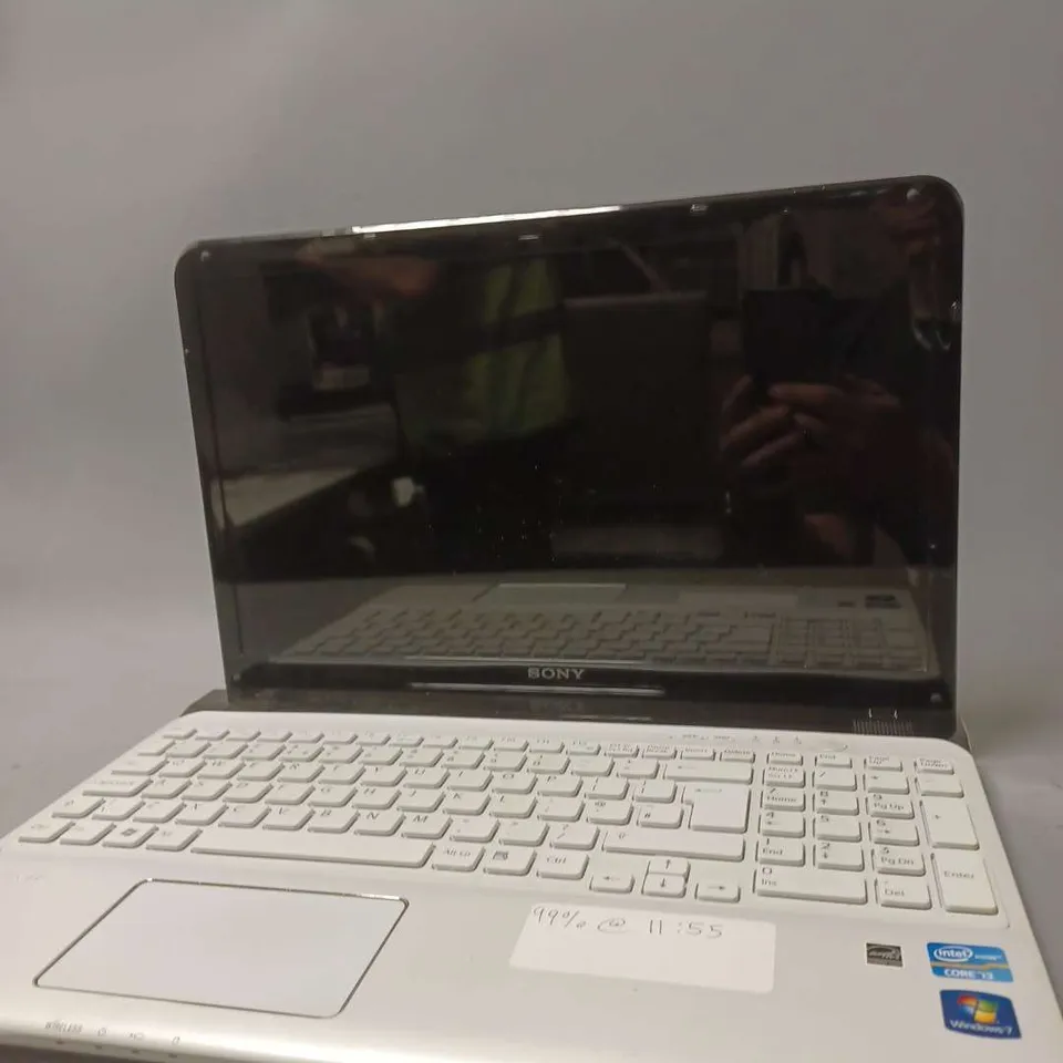 SONY PERSONAL COMPUTER MODEL NO - SVE1511D11M 