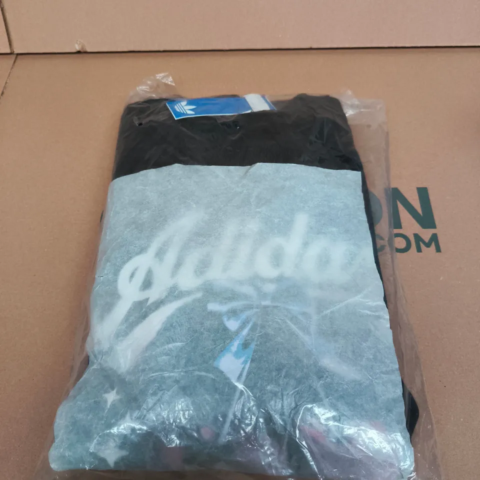 ADIDAS BOW GFX CREW SWEATSHIRT – BLACK – UK M 