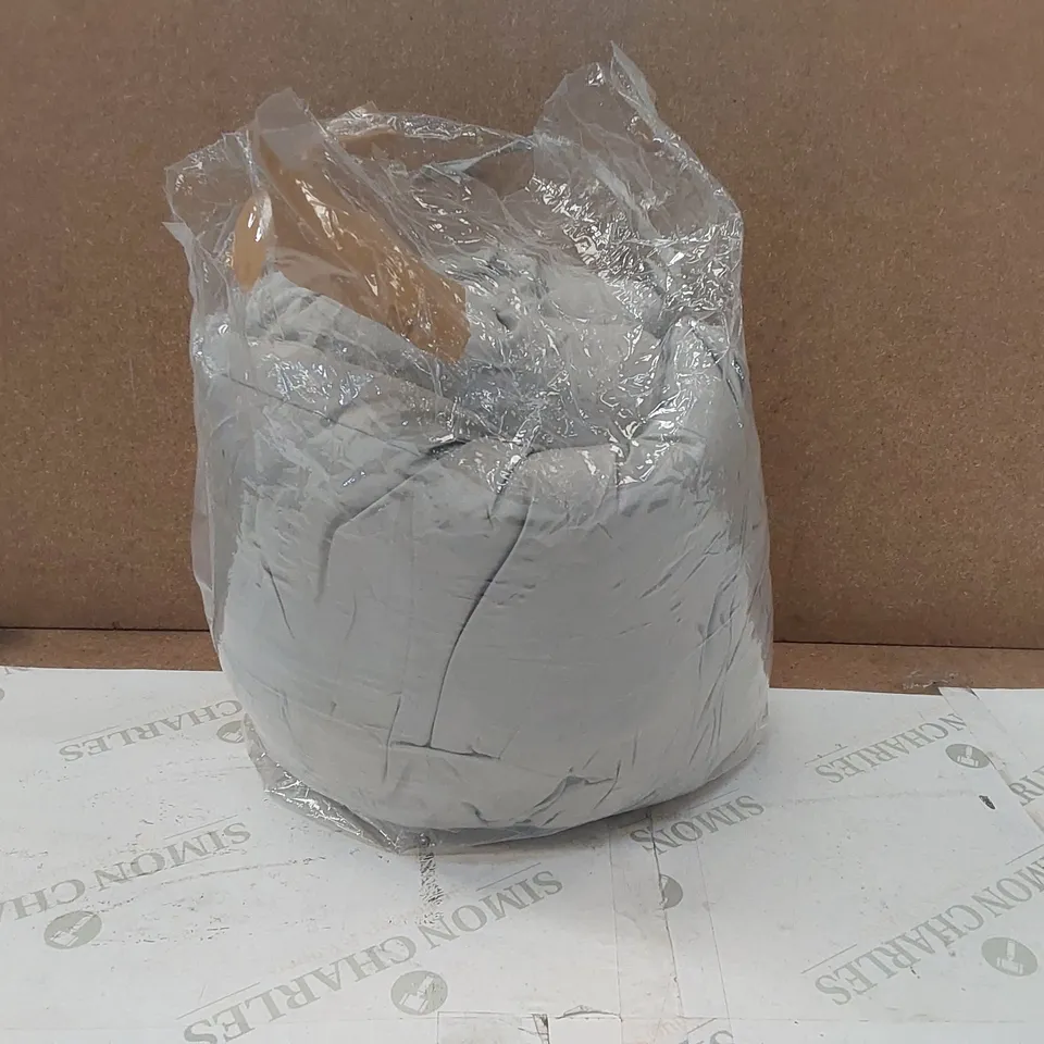 BAGGED OUTDOOR SEAT CUSHION