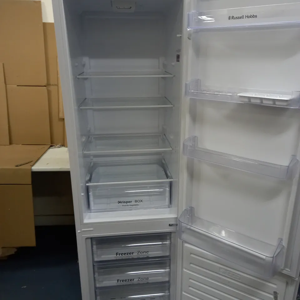 RUSSELL HOBBS 70/30 279L 180CM HIGH FREESTANDING FROST FREE FRIDGE FREEZER