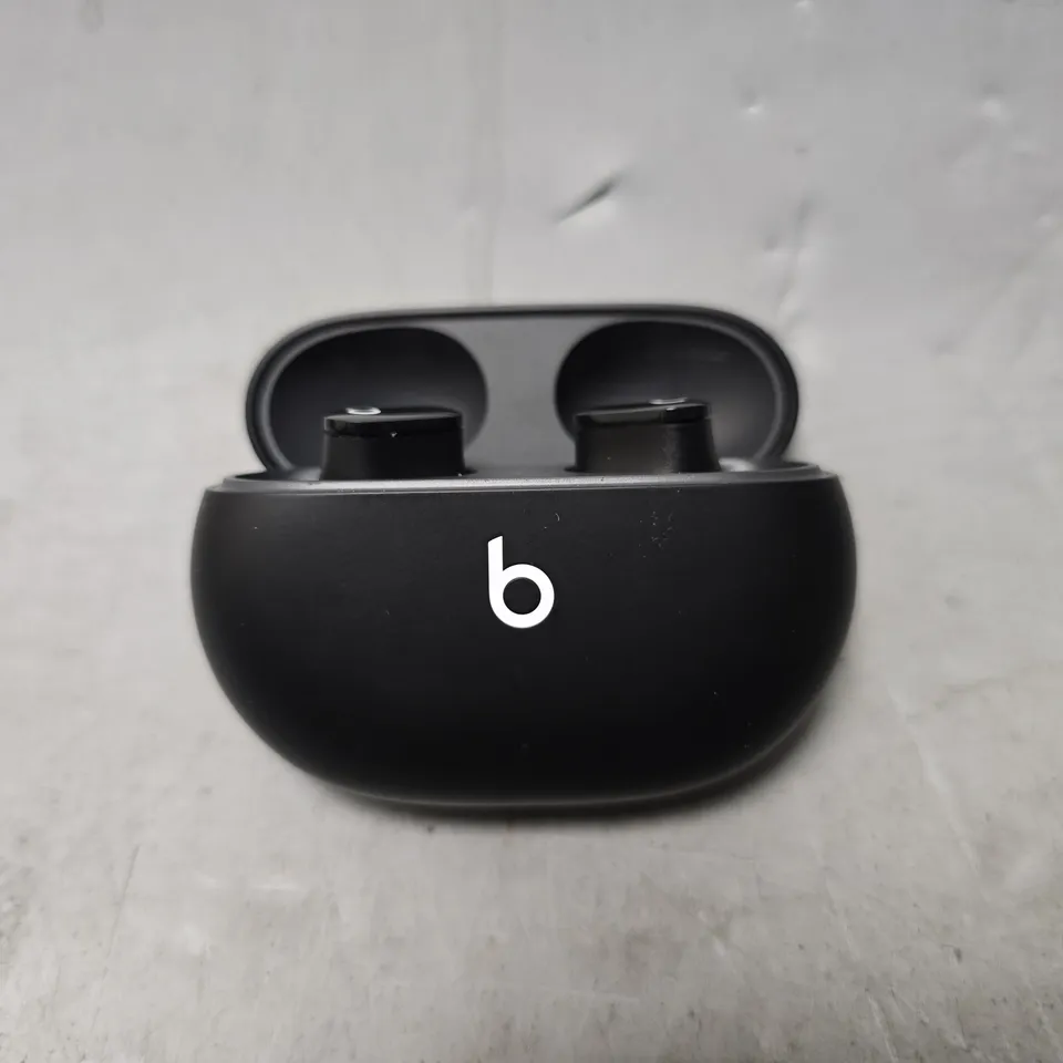 BEATS STUDIO BUDS IN BLACK