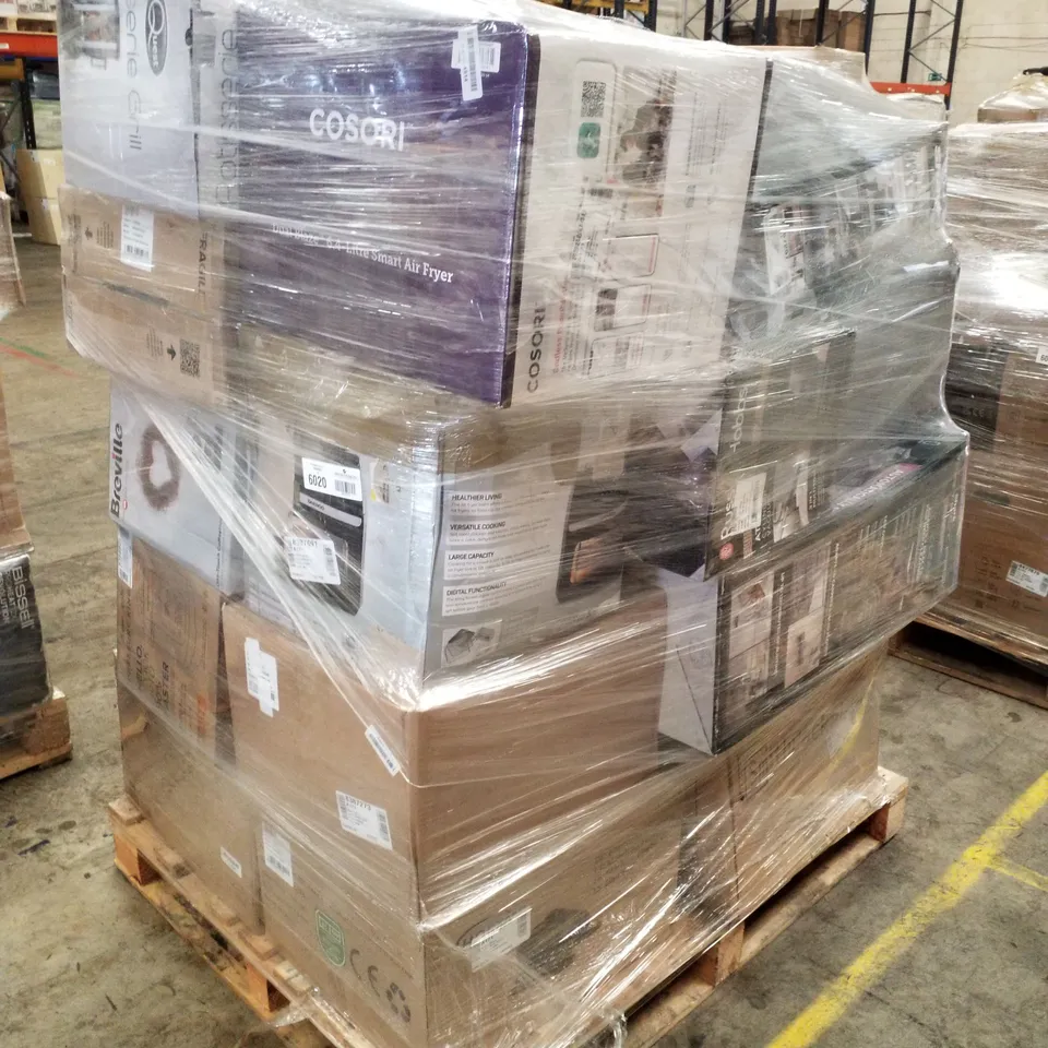 PALLET OF APPROXIMATELY 25 UNPROCESSED RAW RETURN HOUSEHOLD AND ELECTRICAL GOODS TO INCLUDE;