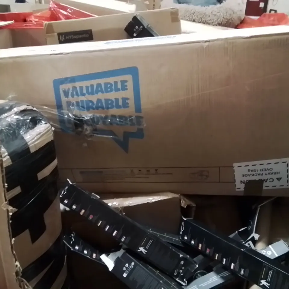 PALLET OF ASSORTED HOUSEHOLD GOODS AND PRODUCTS TO INCLUDE;AIR COOLER,WINDOW WIPERS,BAG