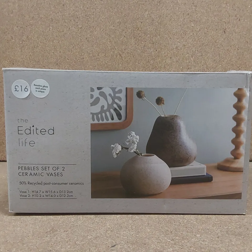 BOXED SET OF 2x CERAMIC PEBBLE VASES 