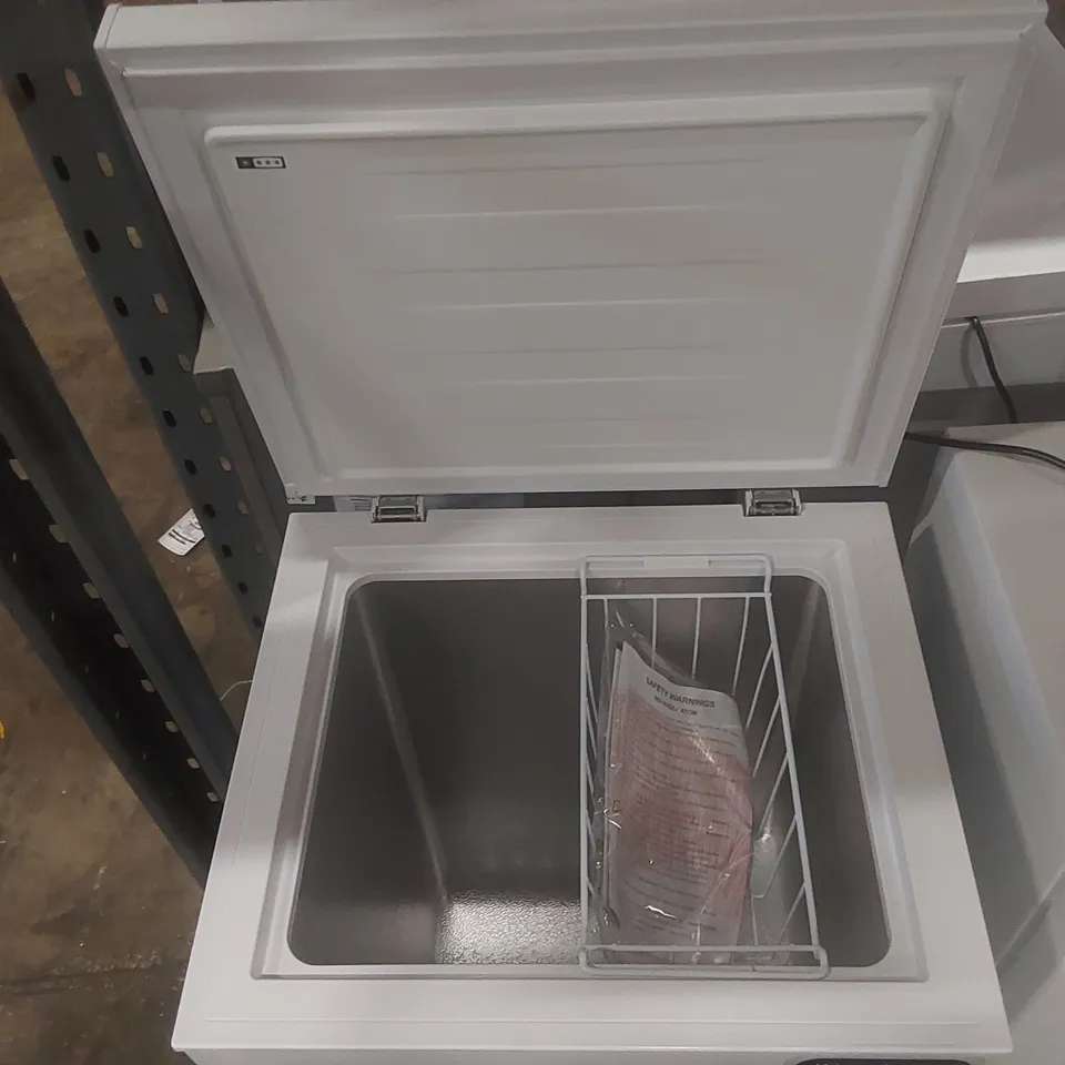 LOGIK L95CFW23 CHEST FREEZER - WHITE