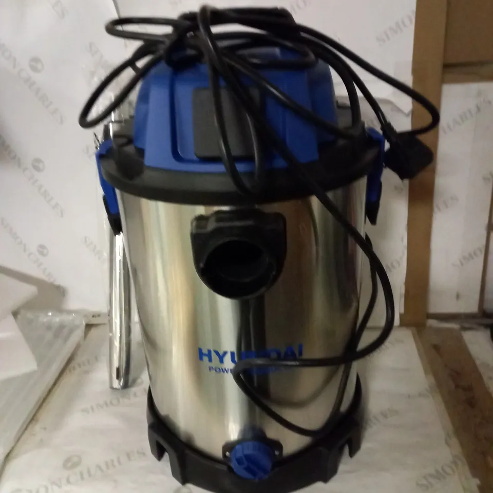 HYUNDAI WET AND DRY VACUUM CLEANER 30L 1400W INDUSTRIAL VACUUM CLEANER